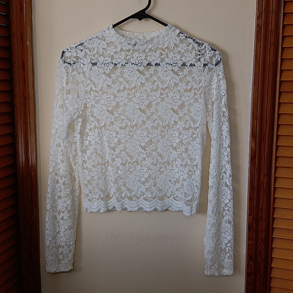Gorgeous brocade blouse very sexy Medium